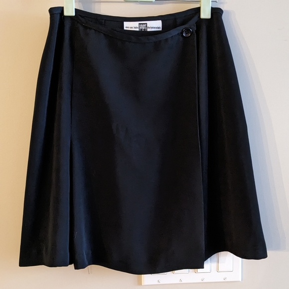 Smart set vintage wrap mini skirt button fastened - Picture 3 of 4